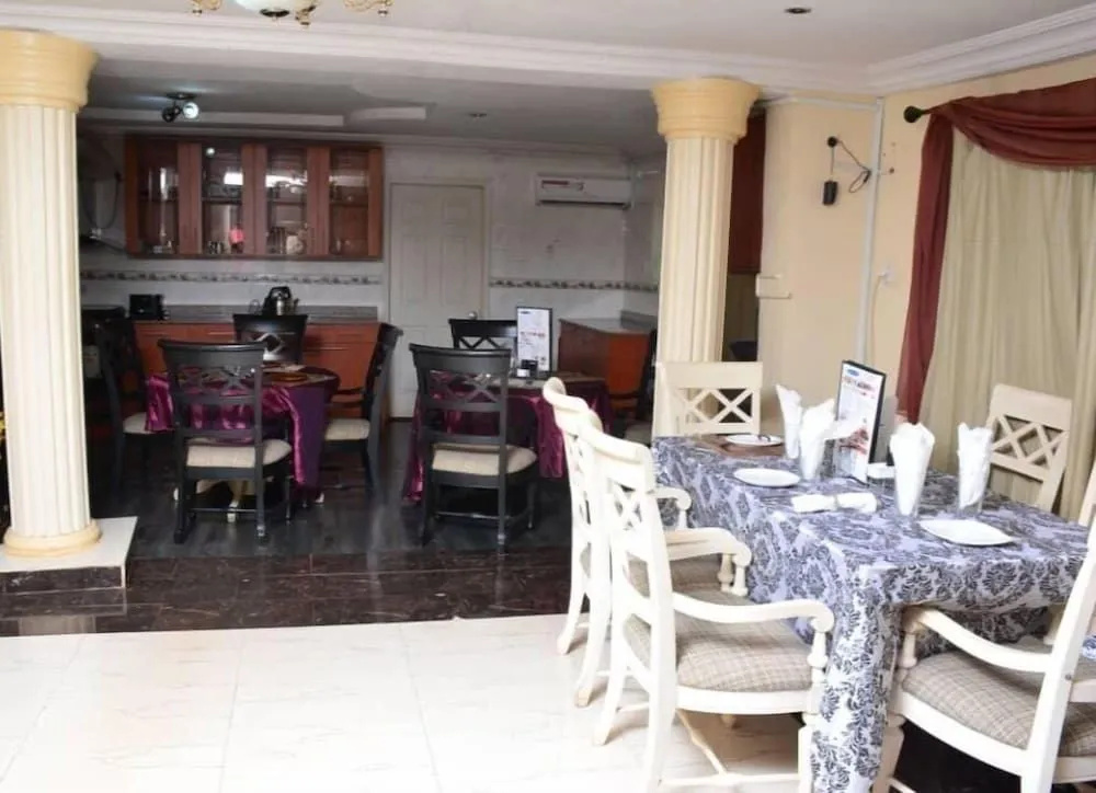 Hotel photo 5