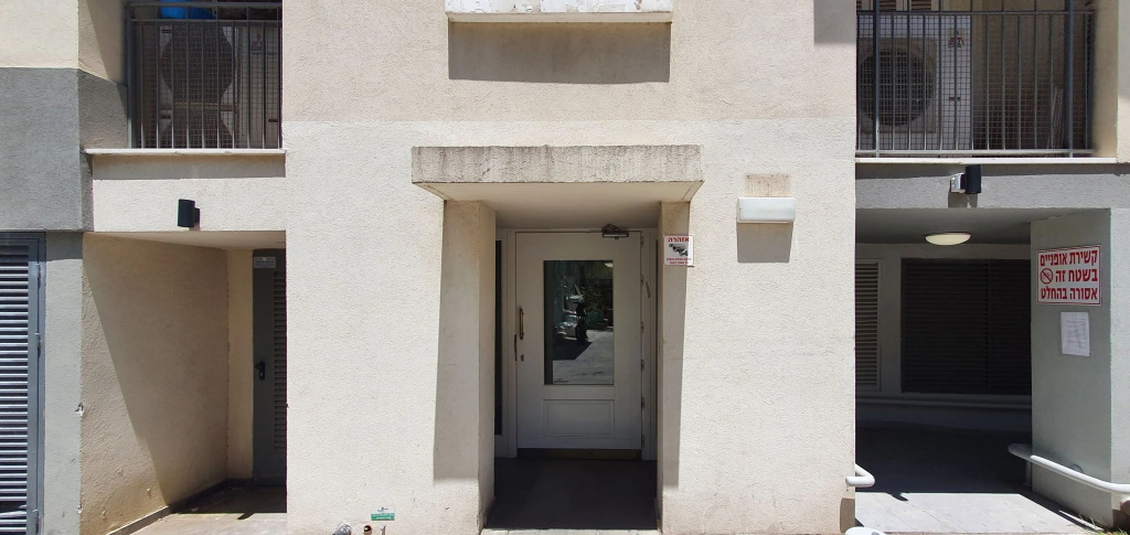 Apartment Belle, 2BR, Tel Aviv, Neve Tsedek, Pines St, #N11