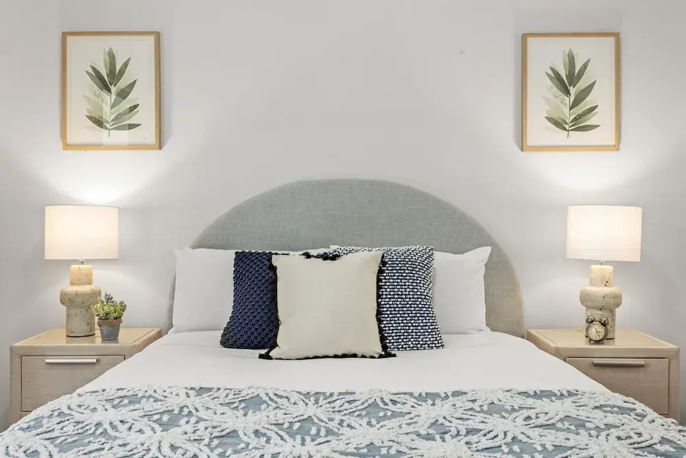 Central Cosy 2-bed With Pool and Near QUT & CBD