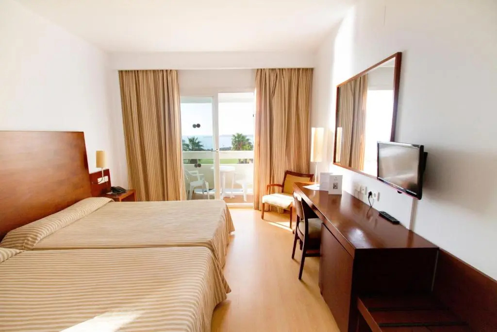 Garbi Costa Luz - Chambres