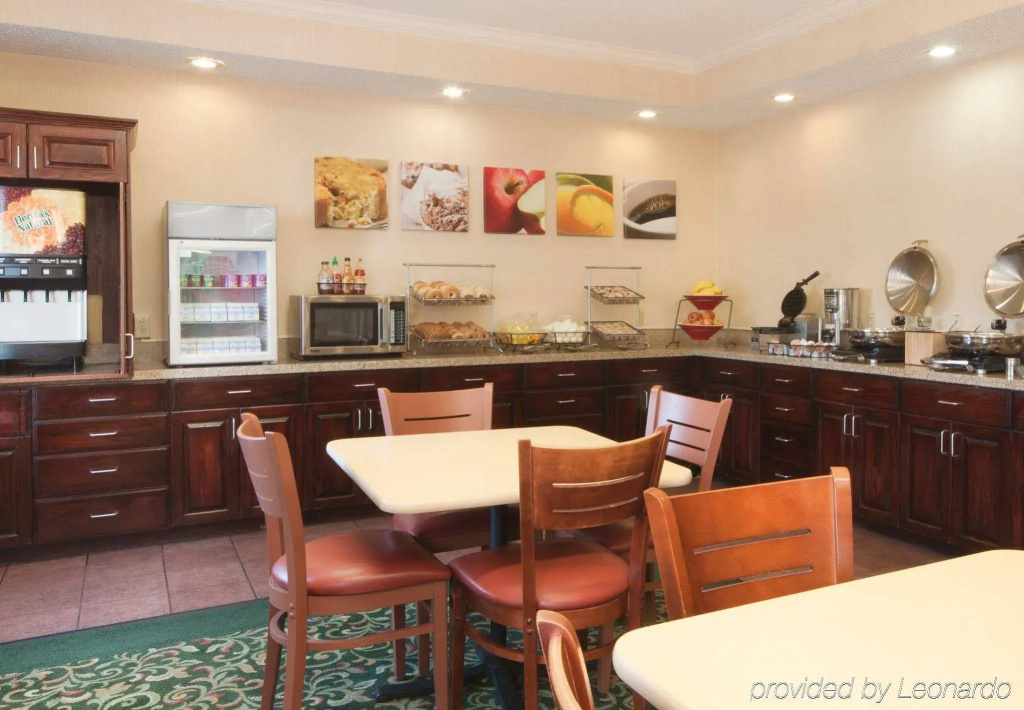 Food & Beverage