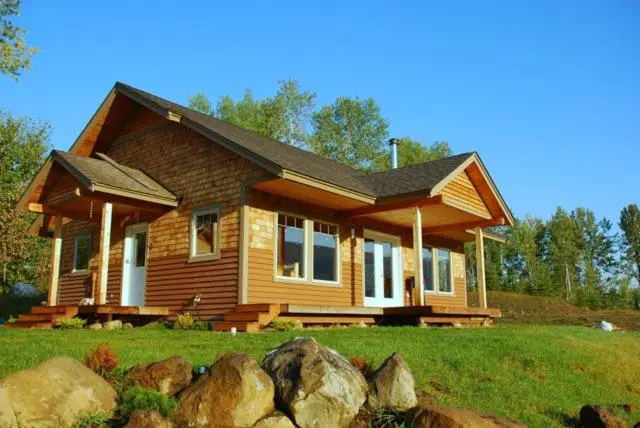 2 Bedrooms Cottage