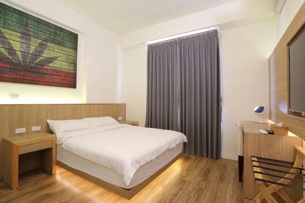 Standard Double room (full double bed)
