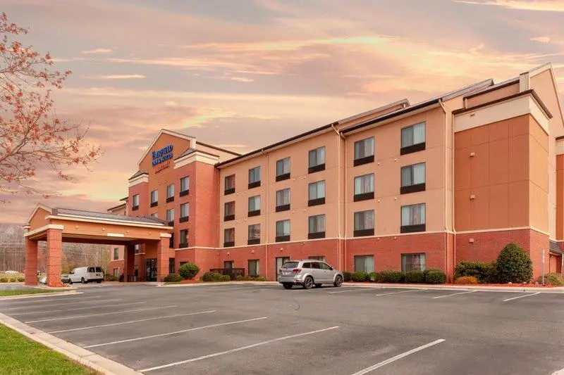Fairfield Inn & Suites by Marriott Charlotte Matthews - Chambres