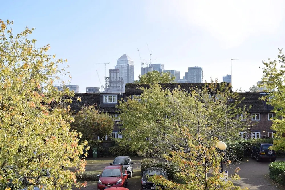 2 Bedroom Flat in Canada Water