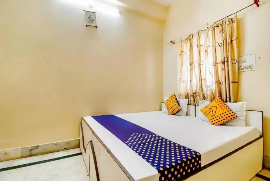 Hotel Tarun Residency by OYO Rooms
