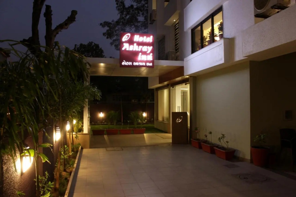 Ashray Inn