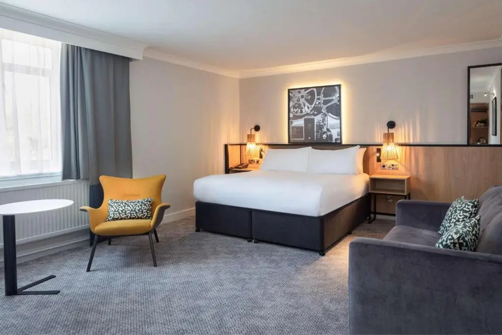 Holiday Inn London-Elstree M25, Jct.23 — 4