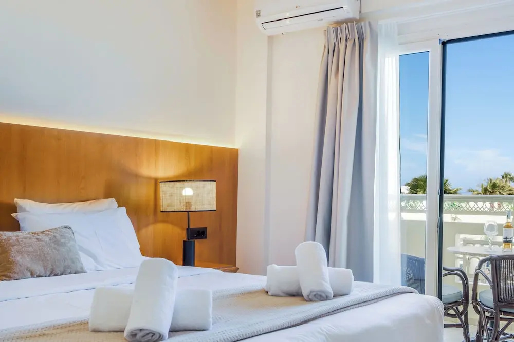 Superior Triple room with balcony