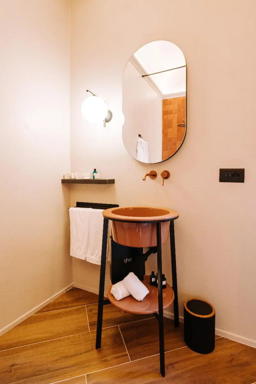 Deluxe Suite with balcony