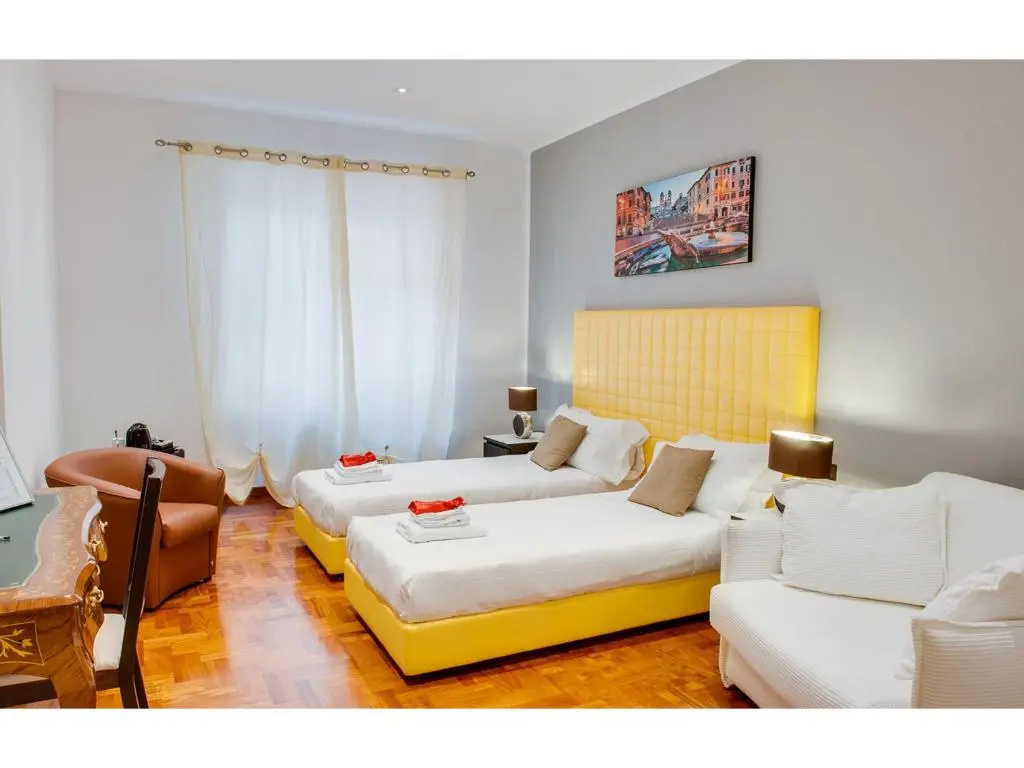 Luxury Triple room