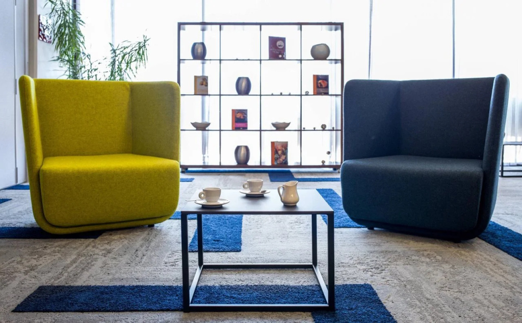 Lobby & Reception