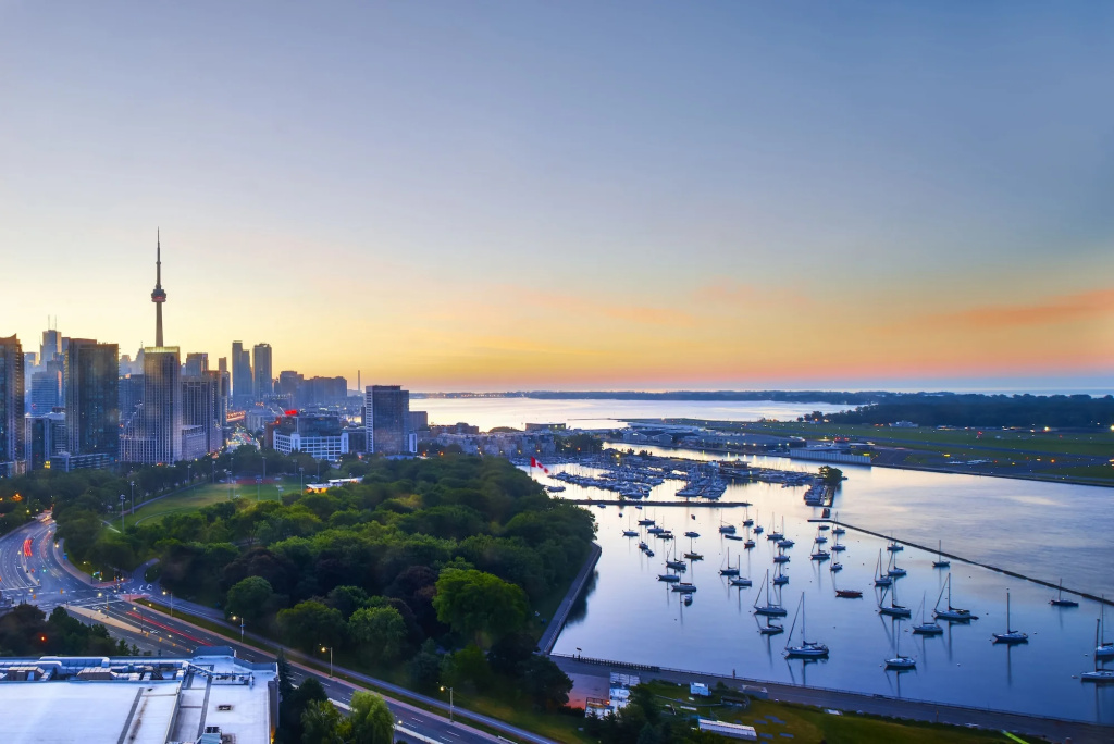 Beach & Waterfront