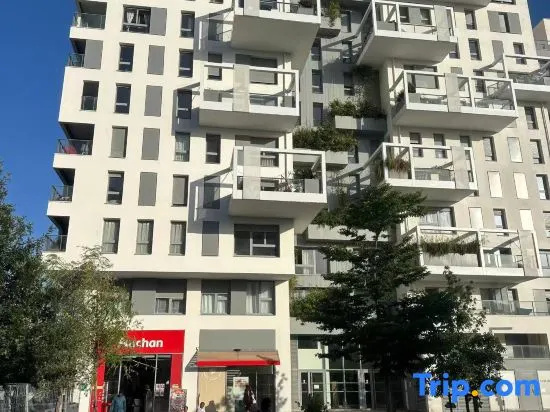 Vintage Apartment·1 Min to Metro 4· Close to Paris