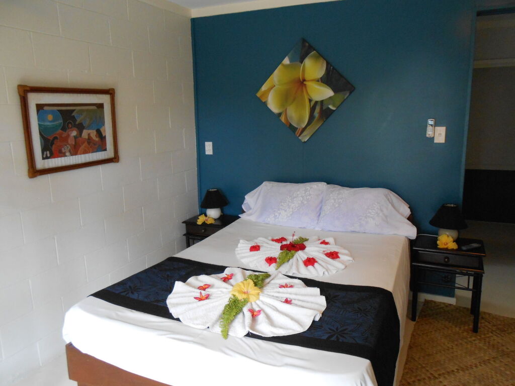 Samoan Outrigger Hotel by null