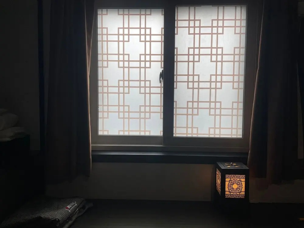 Deluxe Double room with city view (full double bed)