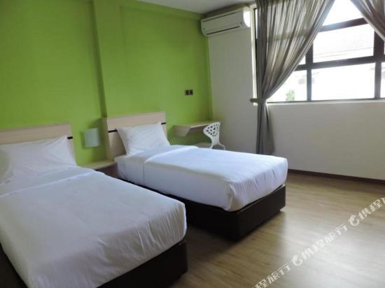 Merlin Hotel