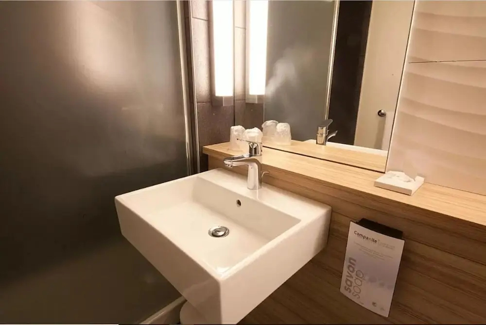 Hotel Campanile Millau - Chambres