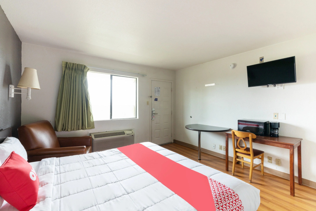 Отель Studio 6 Irving, TX – DFW North в Ирвинге