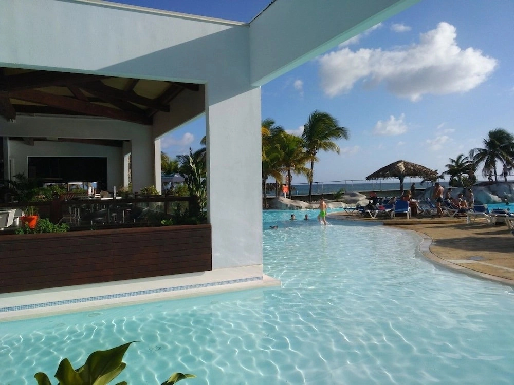 Beach & Waterfront