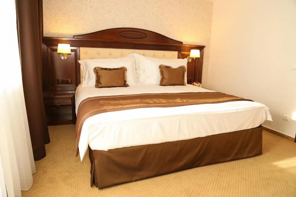 4* Double room with balcony (full double bed)