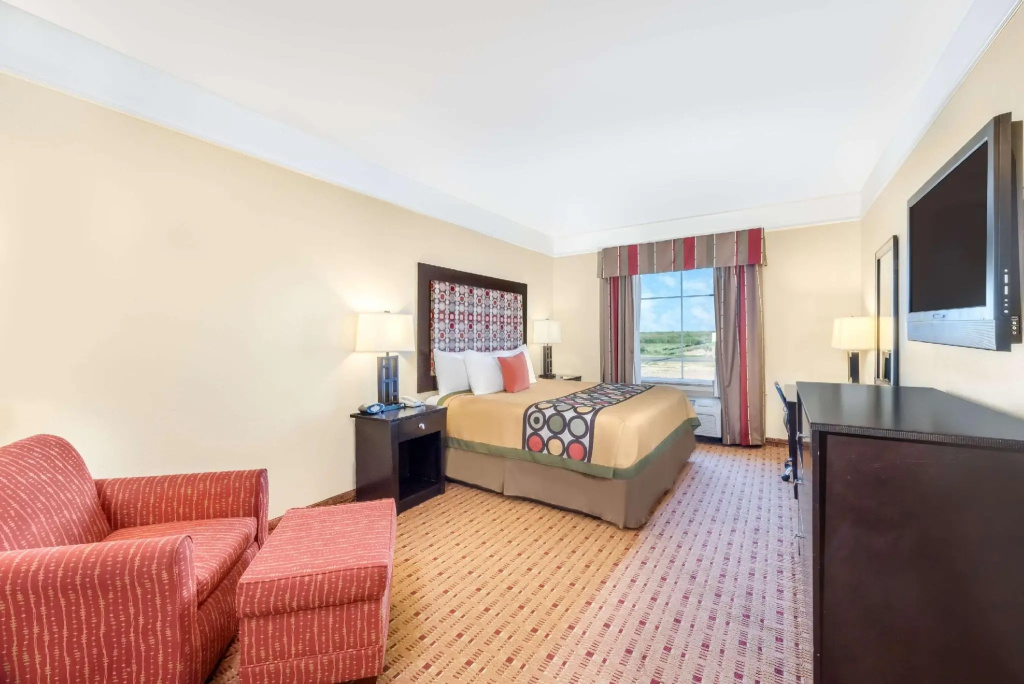Double room (full double bed)