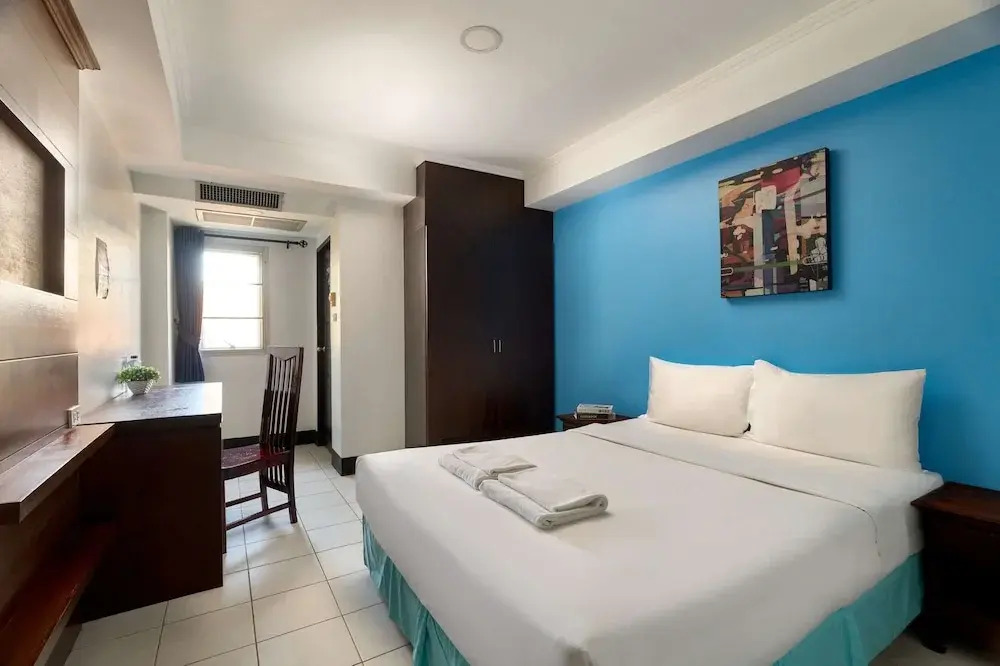 Четырёхместный номер Economy двухъярусная кровать в Thapae60 Mini Hotel