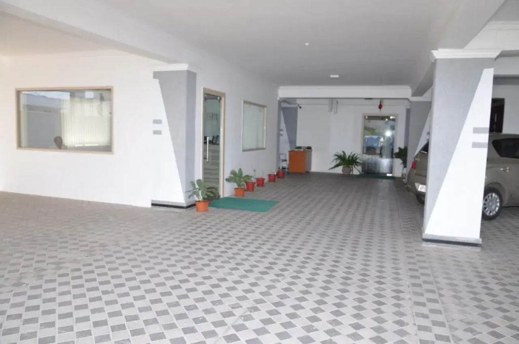 Luxor Park Service Apartment