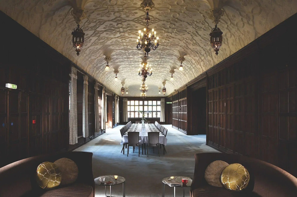 Hotel photo 12