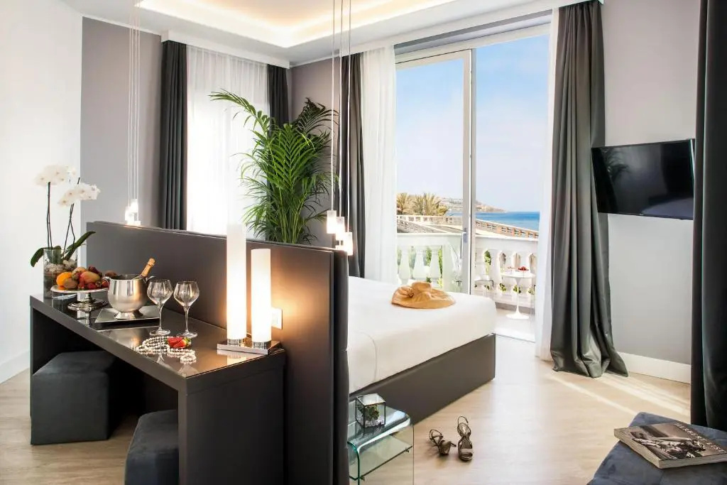 Superior Junior Suite