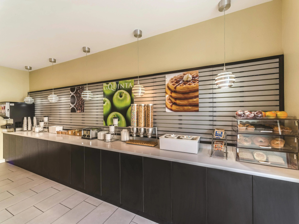 La Quinta Inn & Suites by Wyndham Collinsville - St. Louis - Général