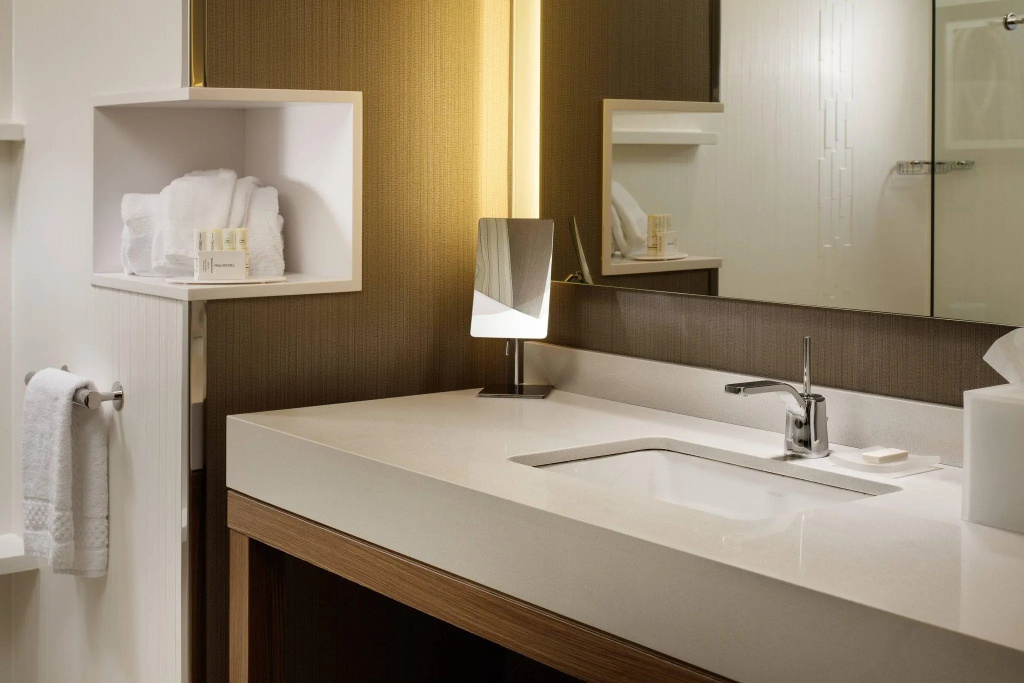 Courtyard by Marriott Erie Bayfront - Chambres