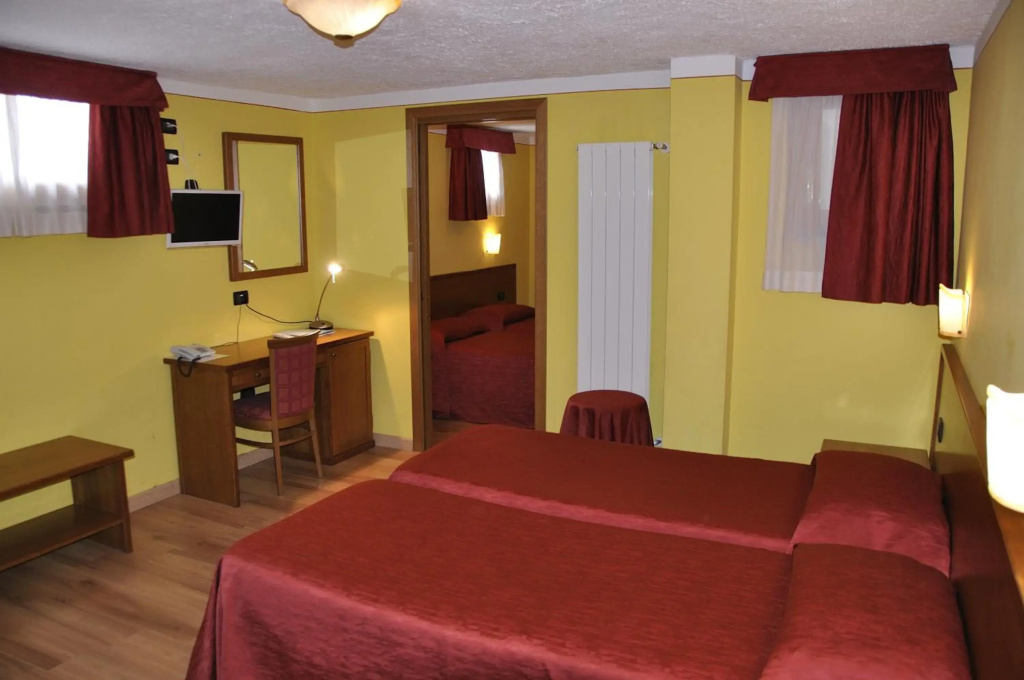 Hotel photo 25