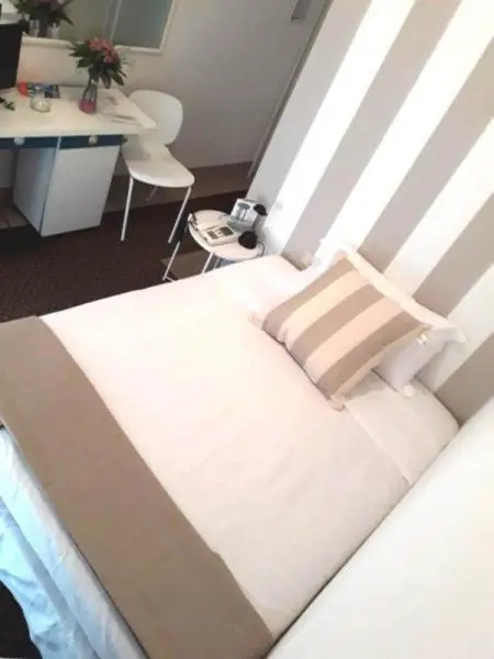 Hotel Cristina Corona - Chambres