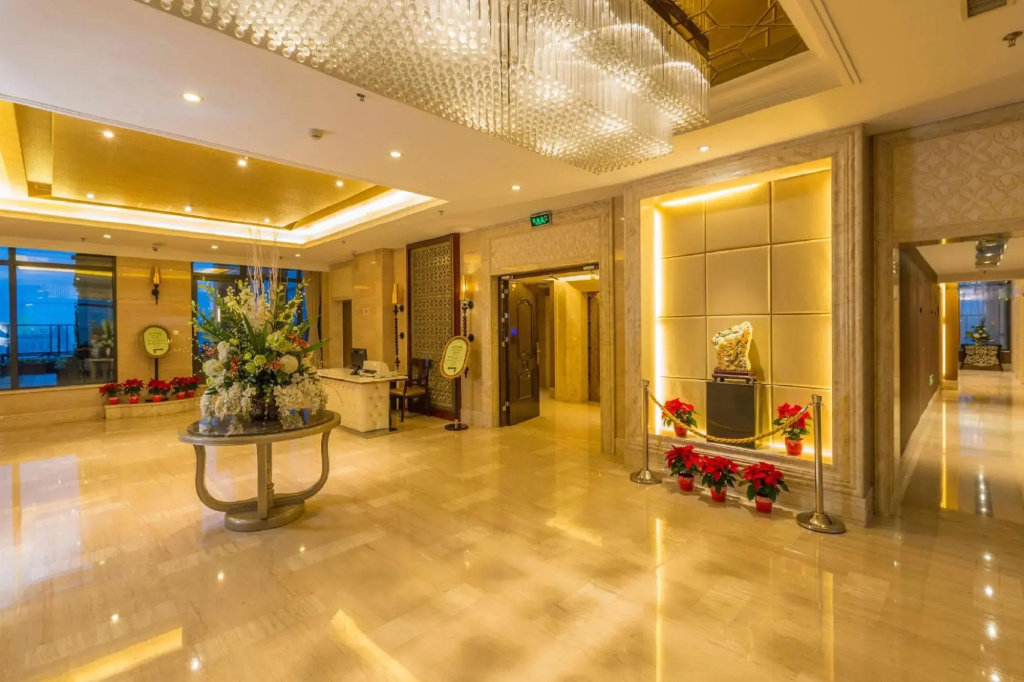 Qinhuangdao Peninsula Seasons Hotel And Apartment - фото 4