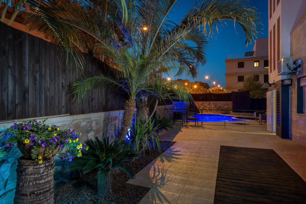 GEFFEN Luxury Apartments
