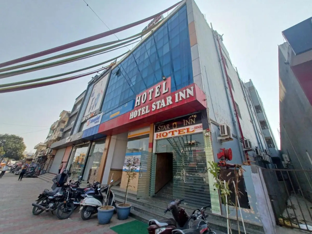 Hotel Star Inn