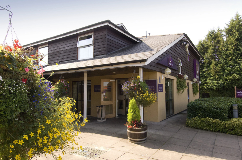 Premier Inn Cheltenham North West - Général