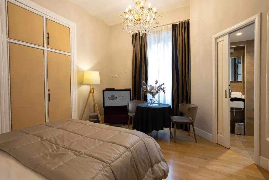 Standard Double room (full double bed)
