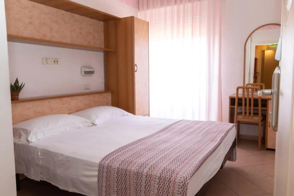 Economy Double room (full double bed)
