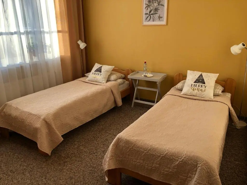 Economy room