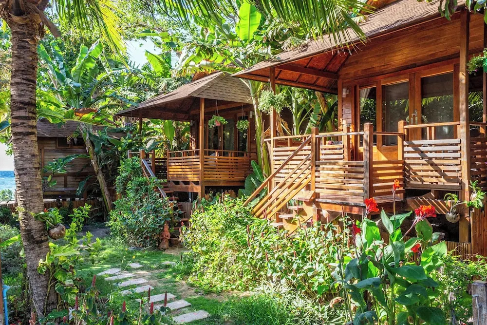Ten Moons Lipe Resort - Chambres