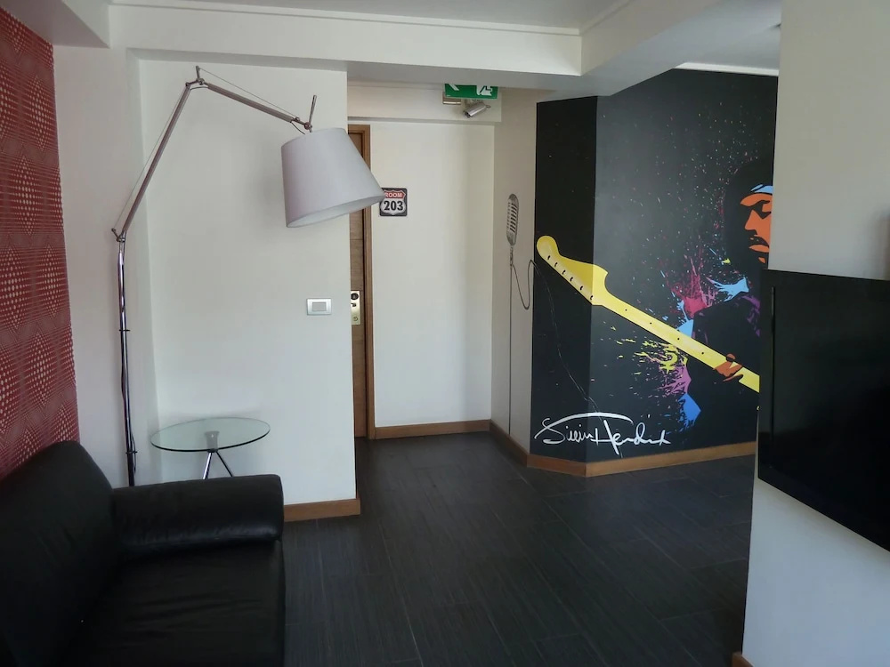Hotel photo 12