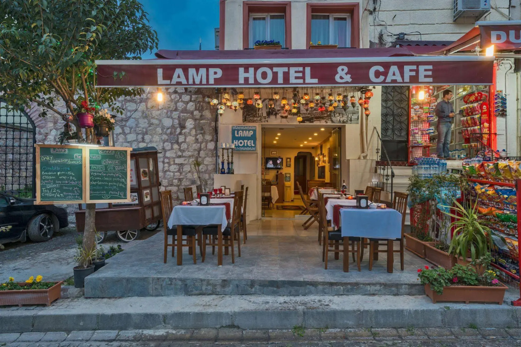 Lamp Hotel - Général
