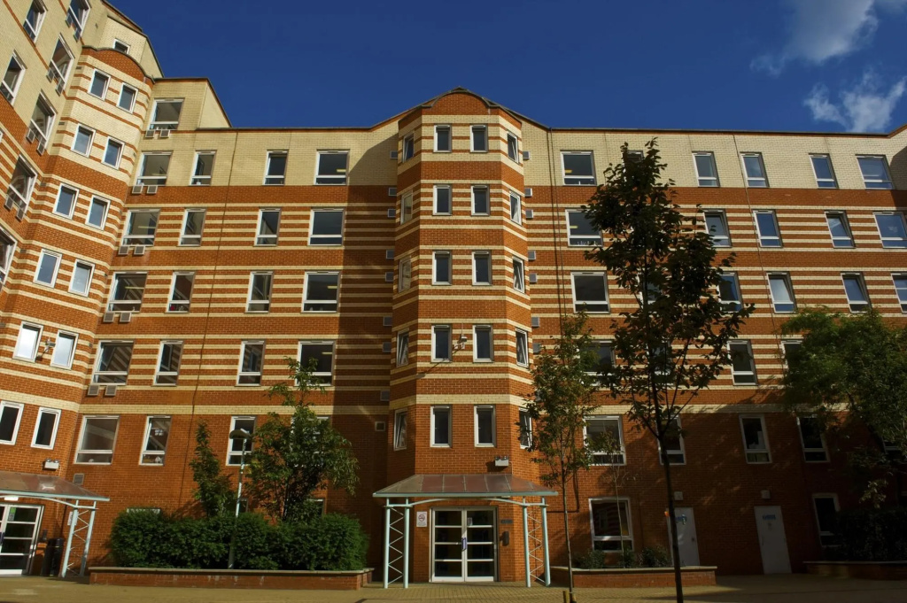 Stamford Street Apartments