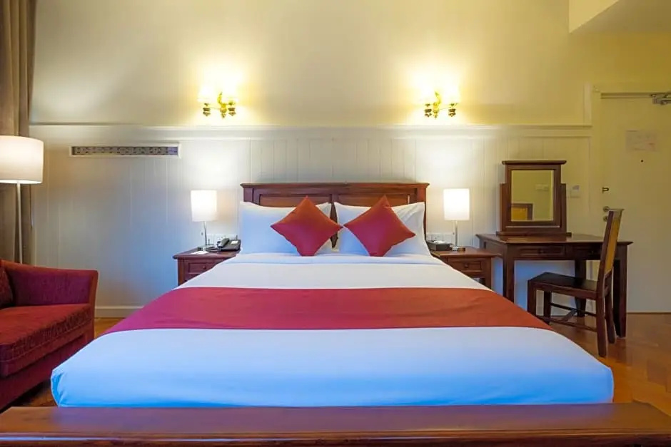 Premier room