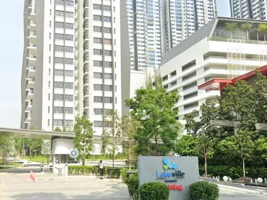 Lakeville KL | Taman Wahyu City Centre [3Bedroom Sleep 5]