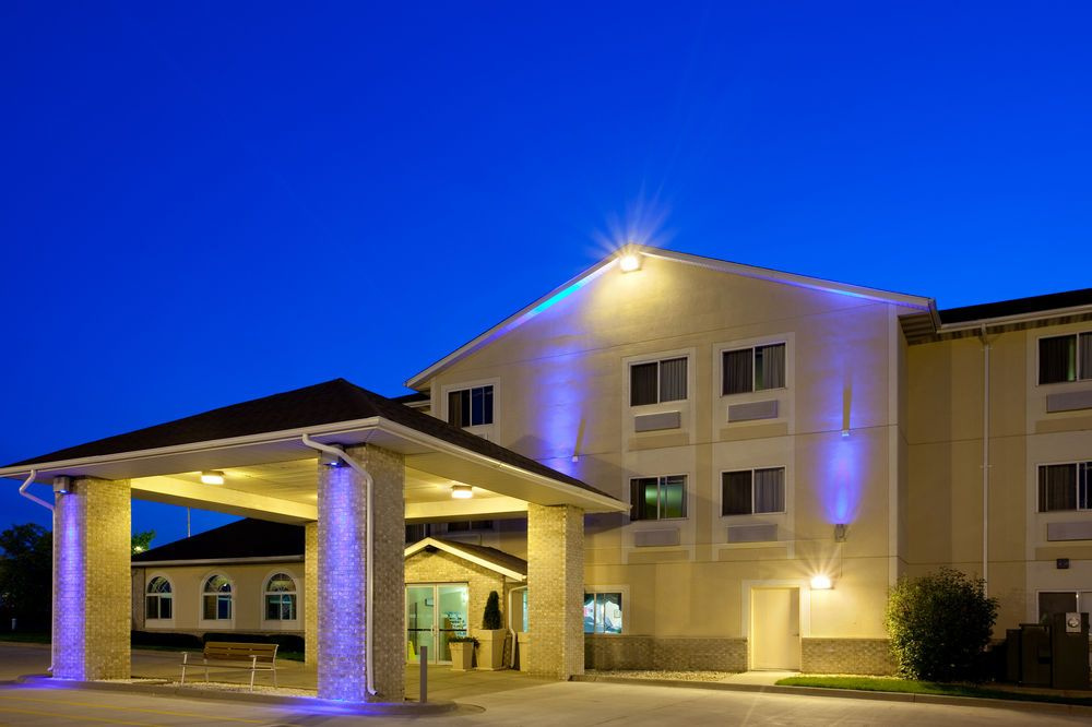 Holiday Inn Express Lincoln
