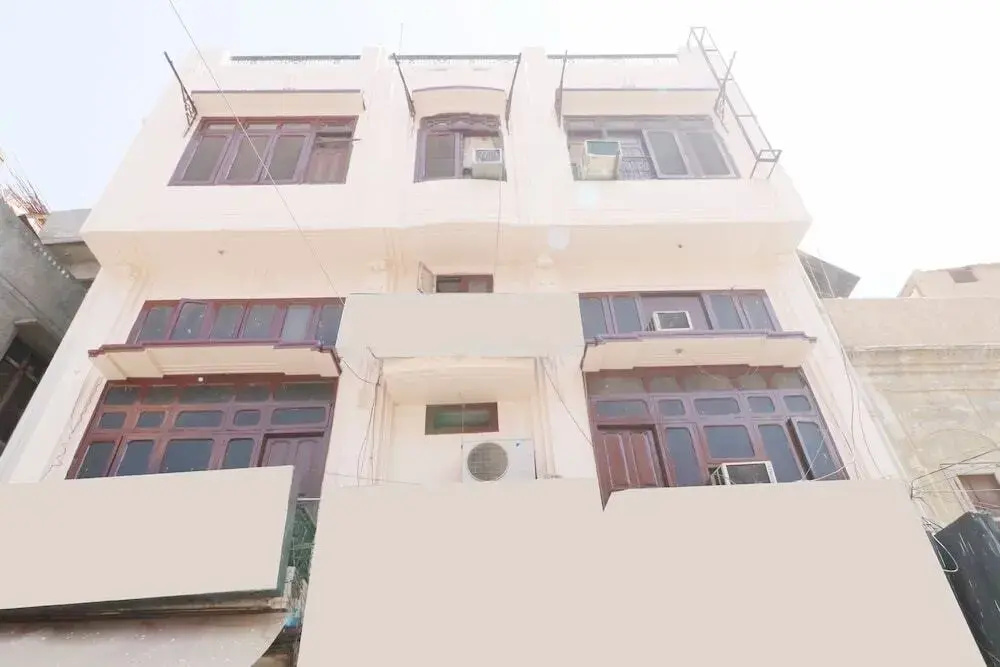 Temple City Guest House by OYO Rooms