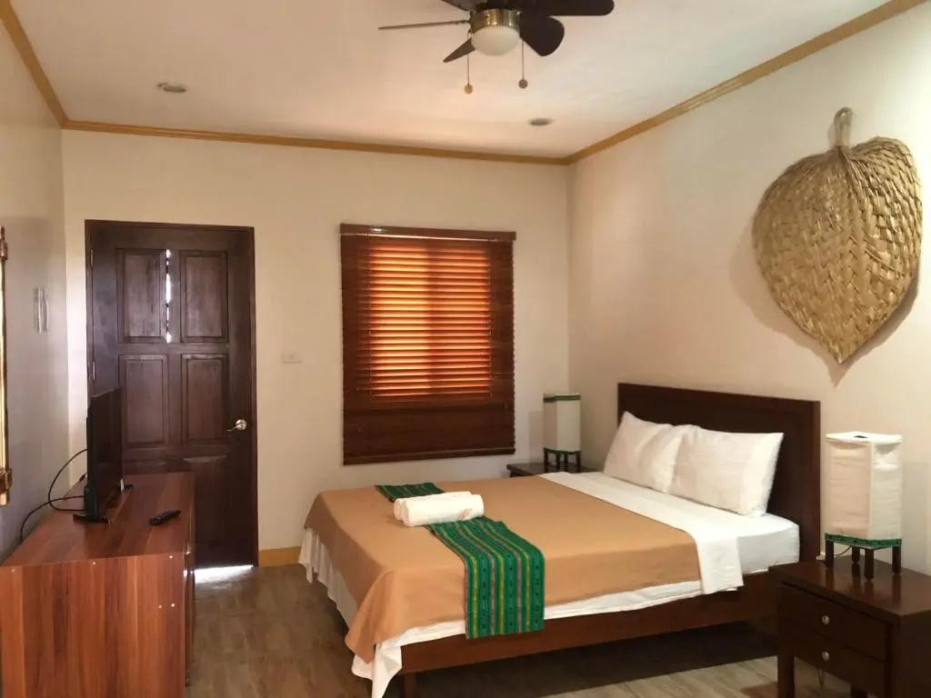 Deluxe Double room with sea view (twin beds)